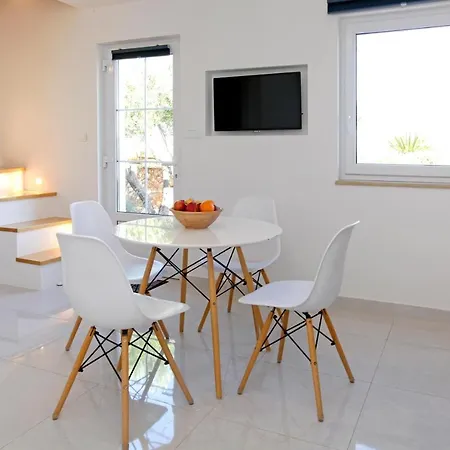 Villa Ema&stela Bol